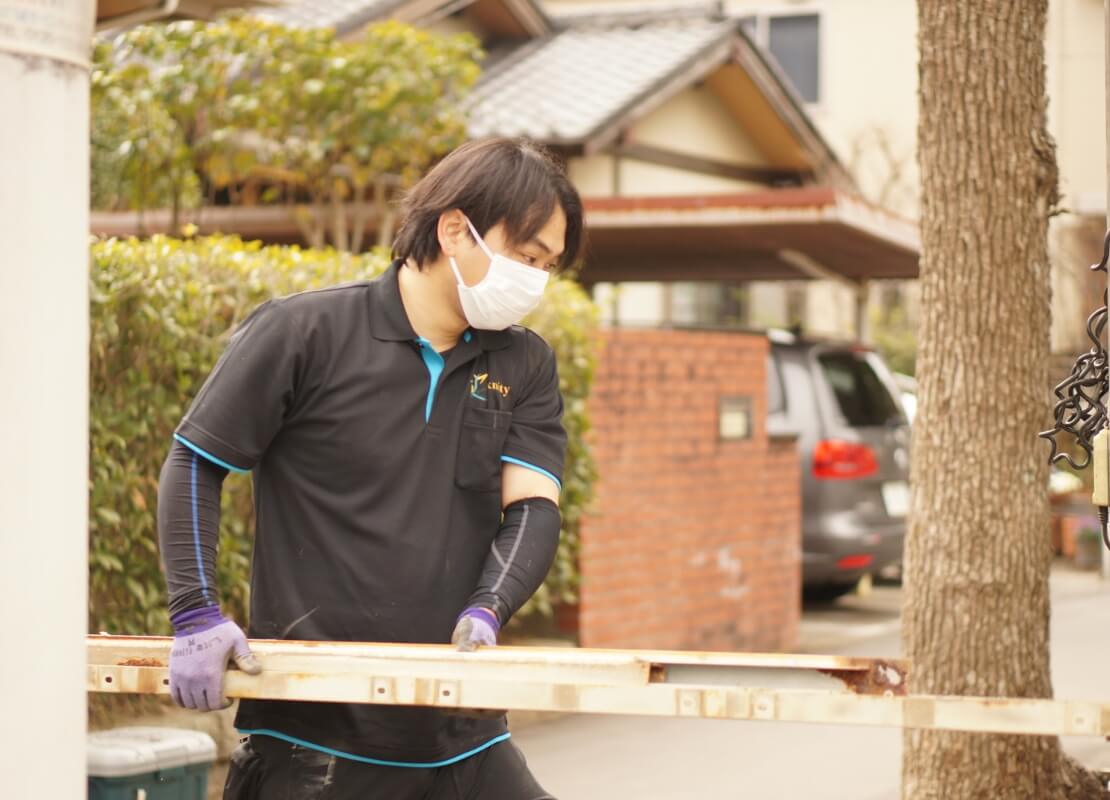 作業スタッフの情報