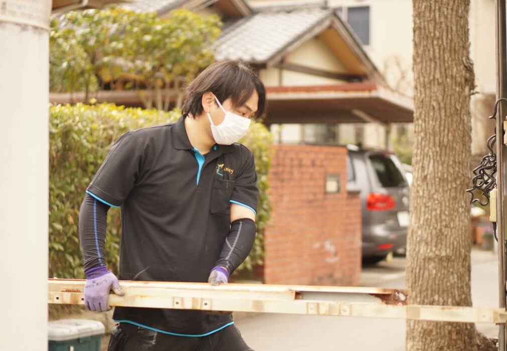 作業スタッフの情報を事前に公開