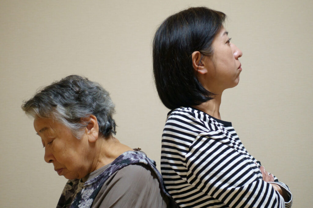 実家がゴミ屋敷でも親を責めてはいけない理由