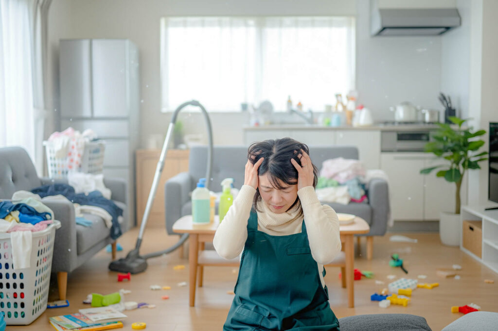 片付けられない人の家の特徴とは？汚部屋を脱出する方法やきれいに保つ工夫も解説