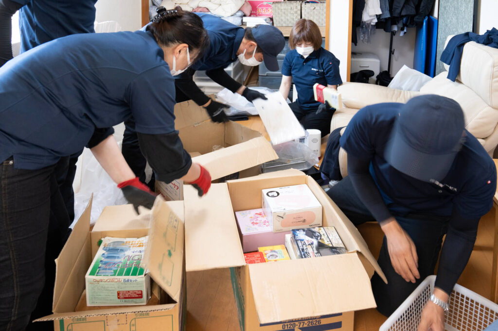 ゴミ屋敷の片付け費用は何で決まる？内訳と価格が変動する理由