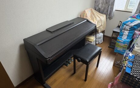 電子ピアノを含む不用品回収事例｜大型家具・日用品をまとめてスッキリ整理