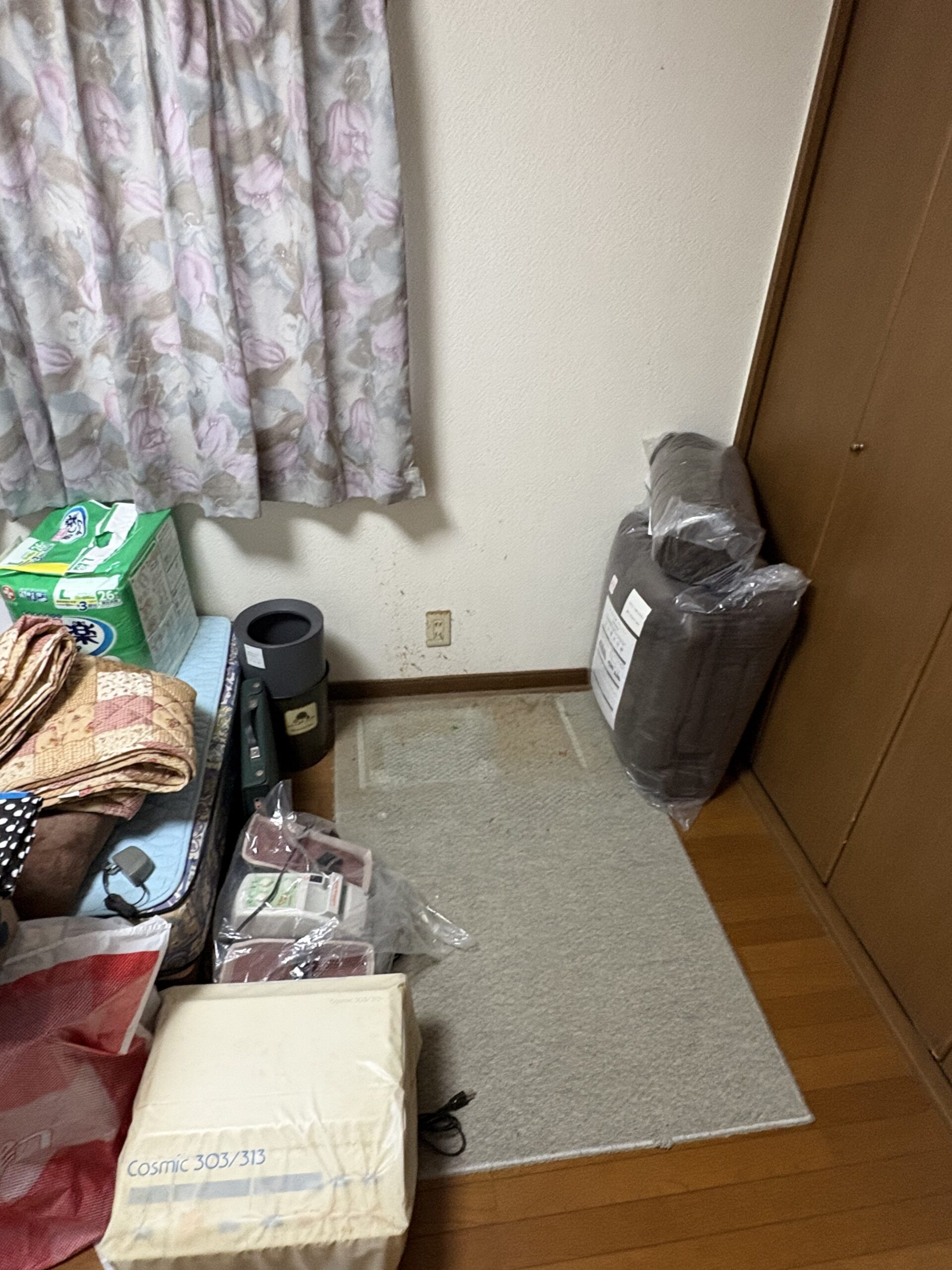 ドレッサー・寝具・生活用品の不用品回収事例｜お部屋をスッキリ整理