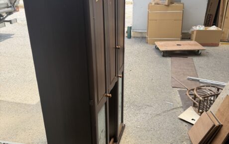 棚の回収・処分を行いました