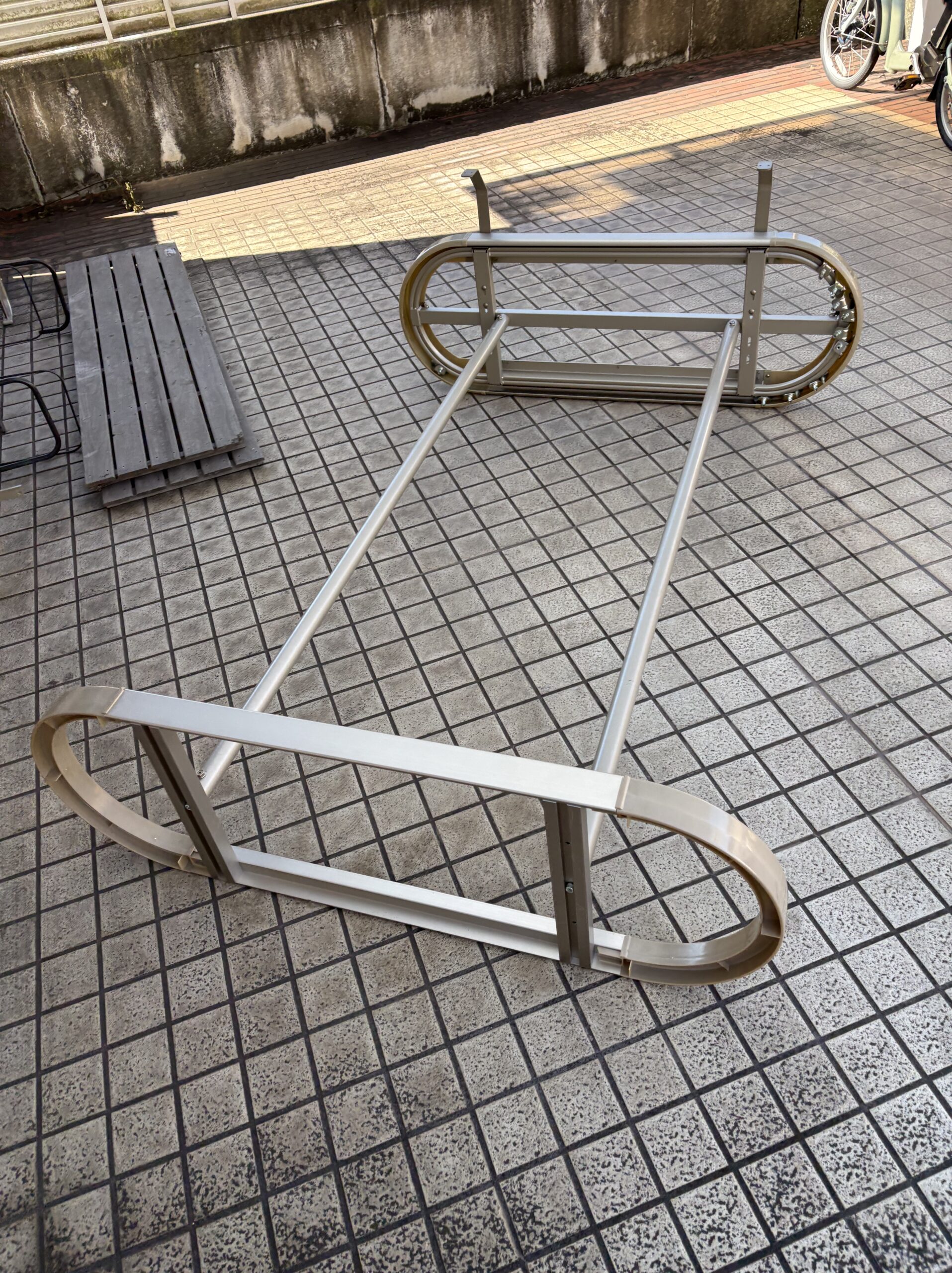 ハンガーラックの不用品回収！不要になった家具をスッキリ処分